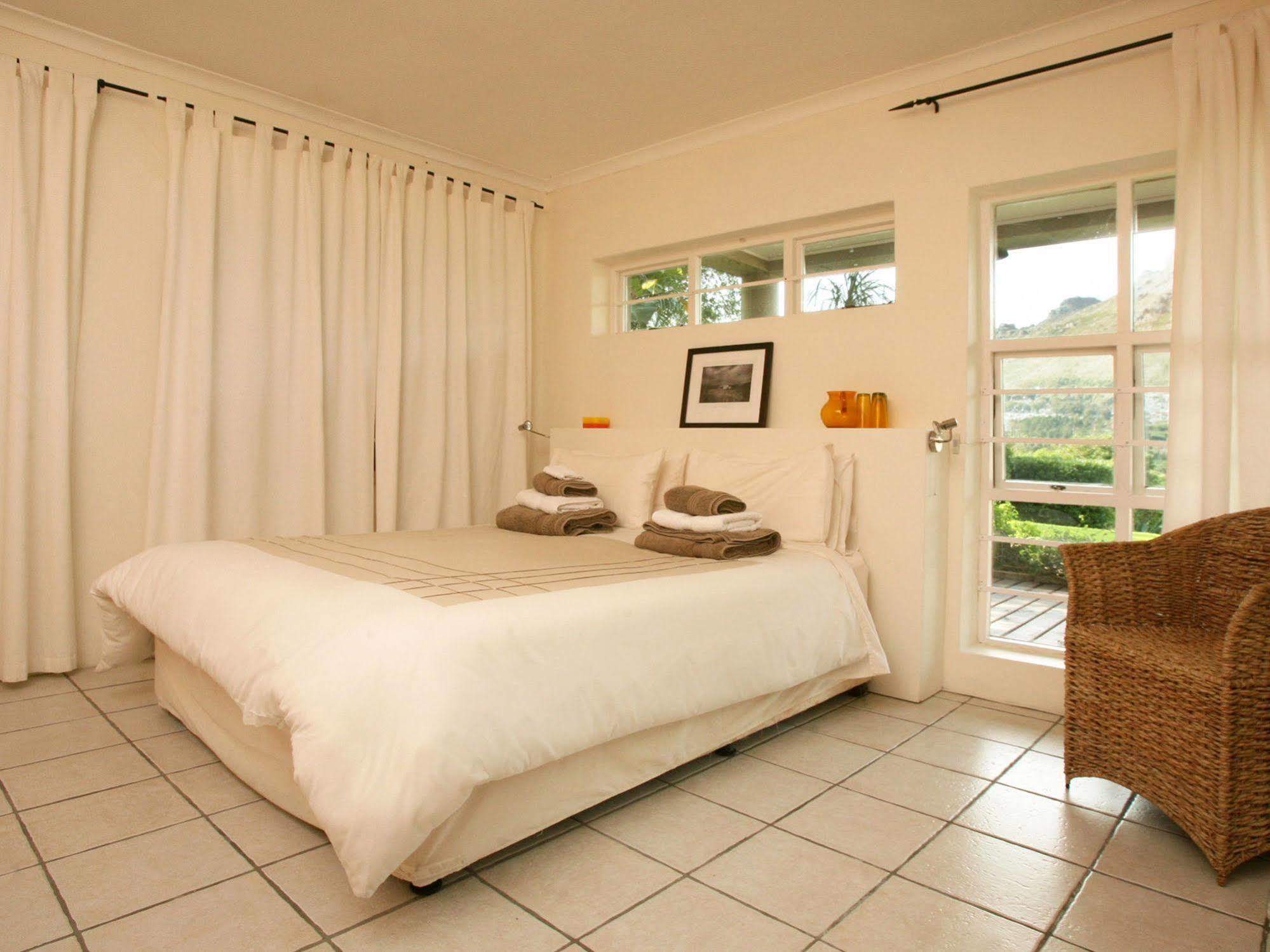 Art Gallery Guest House - Thandekayo Hout Bay Luaran gambar