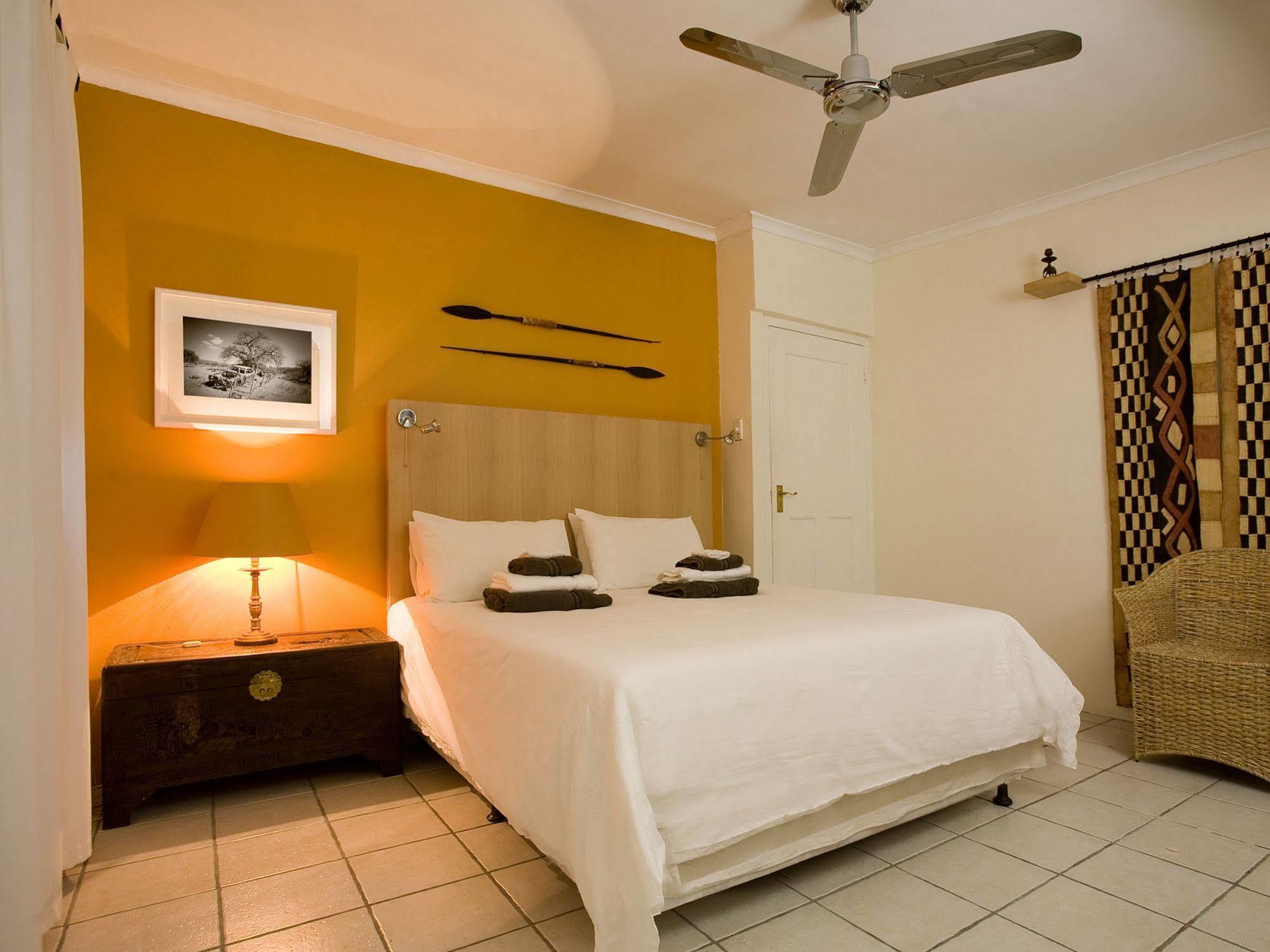 Art Gallery Guest House - Thandekayo Hout Bay Luaran gambar